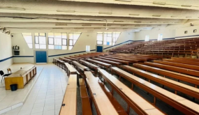 الوزير: اكتظاظ وضعف تأطير وتشتت الجامعات على المستوى الترابي ..